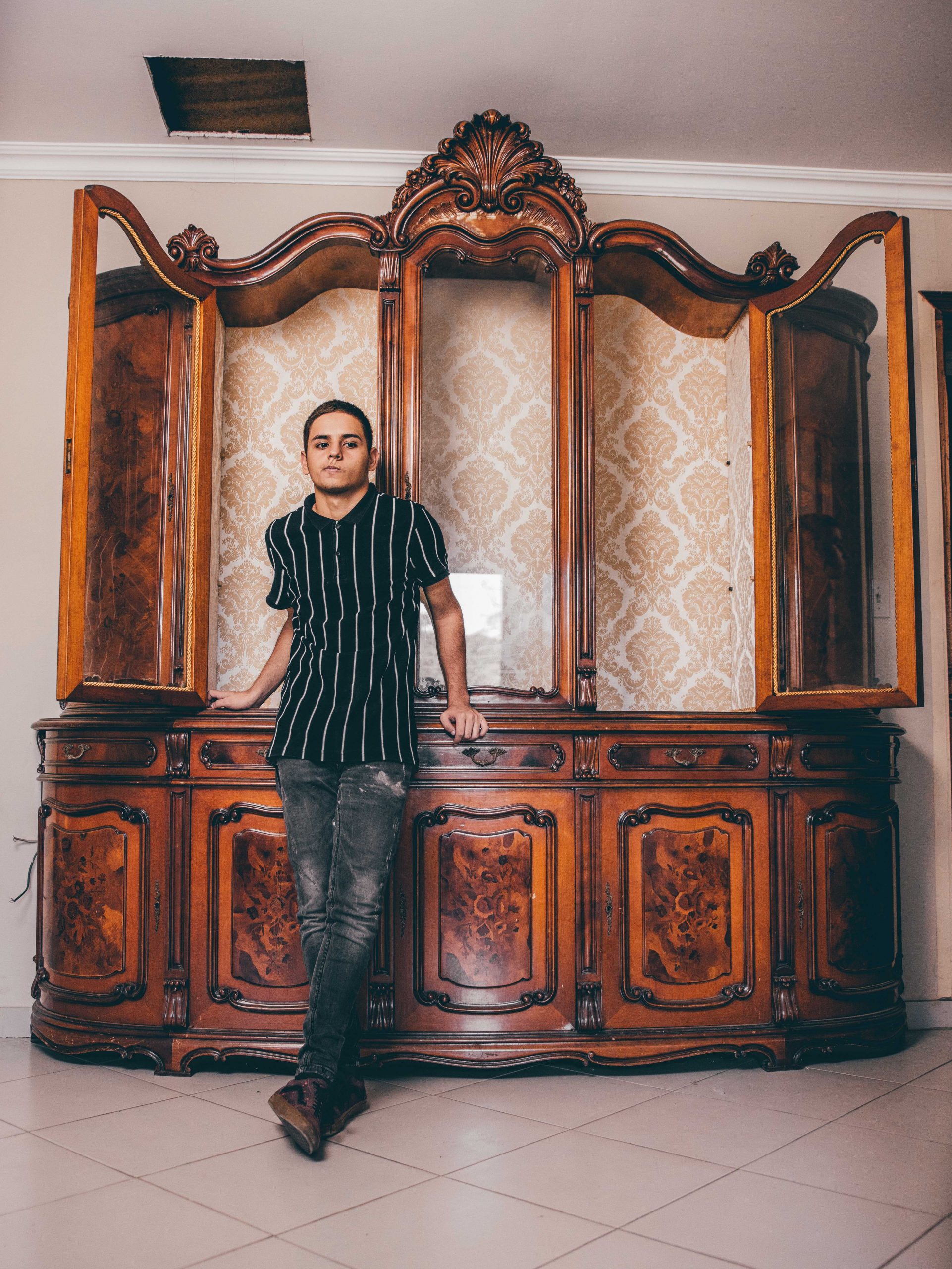 Moving large furniture easily City Movers