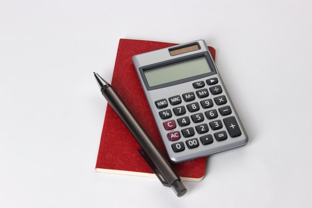 a calculator - plan your Coconut Creek relocation