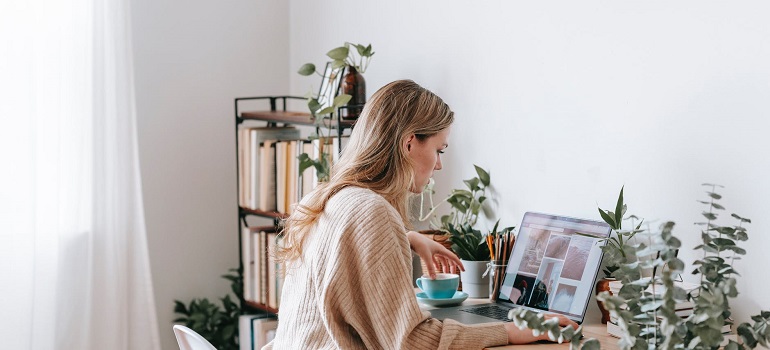 a fancy girl working in her home