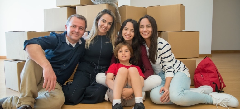 A family moving to Fort Lauderdale with kids