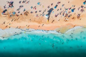 a beach full of people