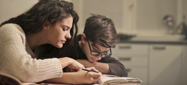 mote her and son reading