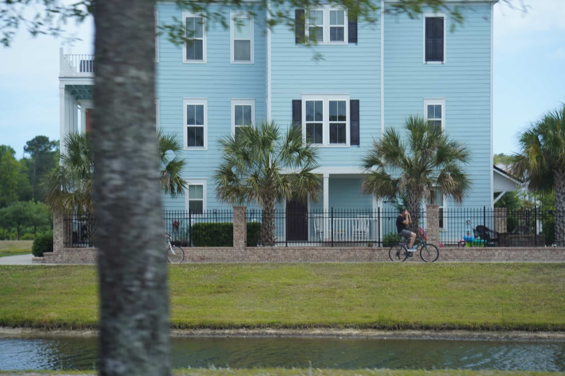 Dog Friendly Retirement Communities Florida