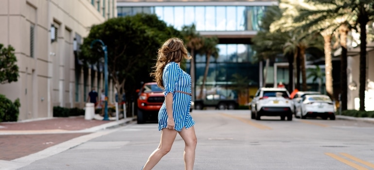 A woman in Fort Lauderdale, downtown.