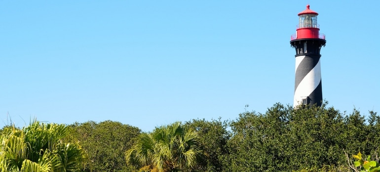 Photo of lighthouse in Florida - Lighthouse Point for beginners