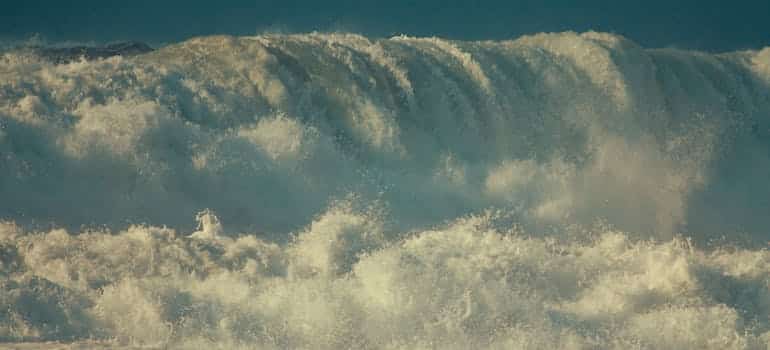 High waves