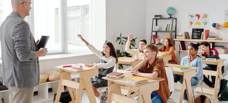 Kids in the classroom 