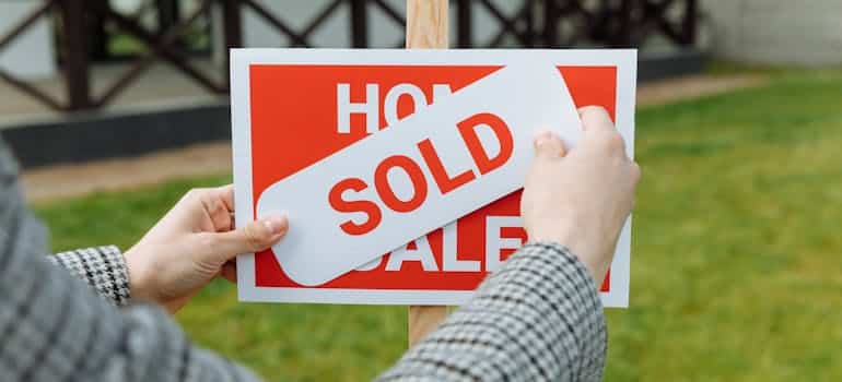 Sold sign